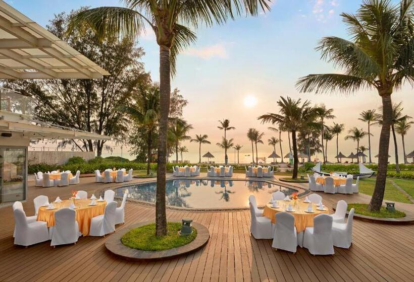 هتل Sol By Melia Phu Quoc