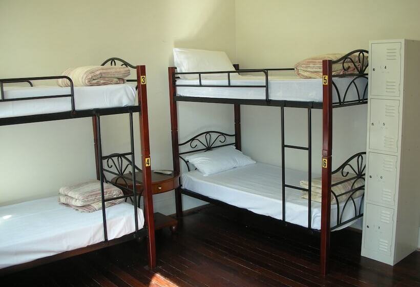 בית מלון כפרי Sydney City Hostel