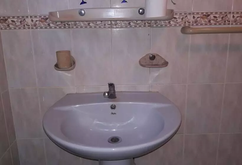 New Rani Inn