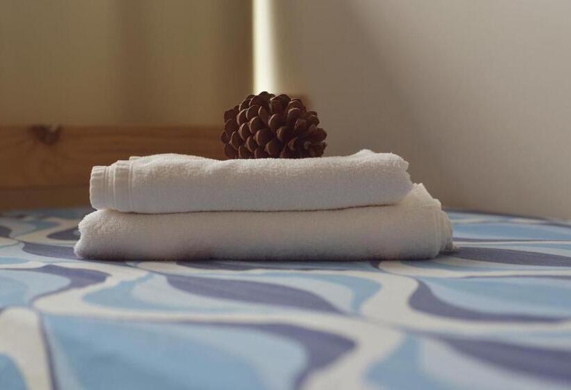 Pinamar Hostel Casa De Verano