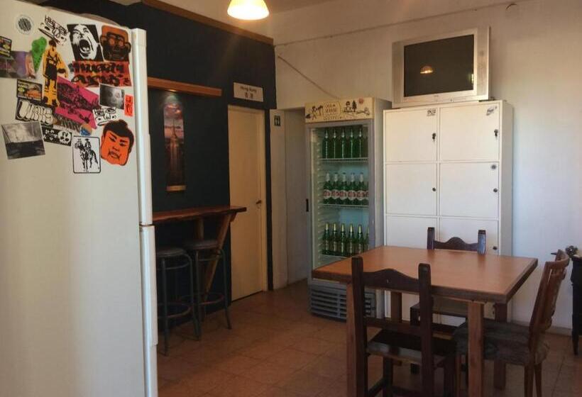 Pinamar Hostel Casa De Verano