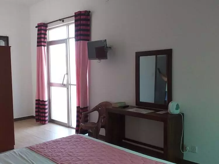New Rani Inn