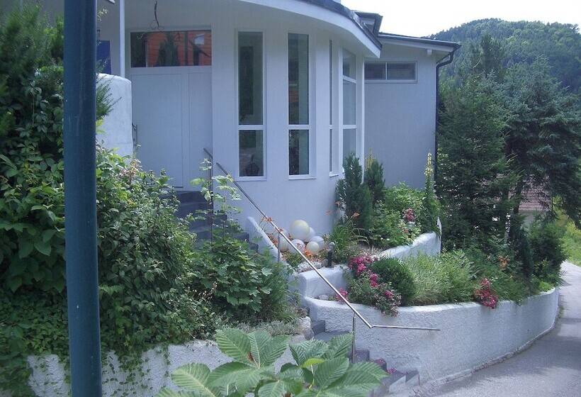 Roomantic Apartments