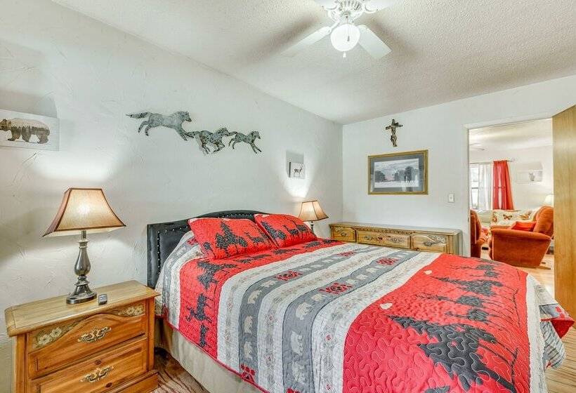 Cloudcroft Retreat W/ Hot Tub, Grill, & Deck!