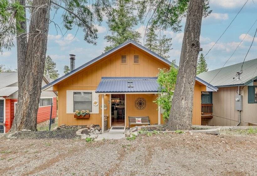 Cloudcroft Retreat W/ Hot Tub, Grill, & Deck!