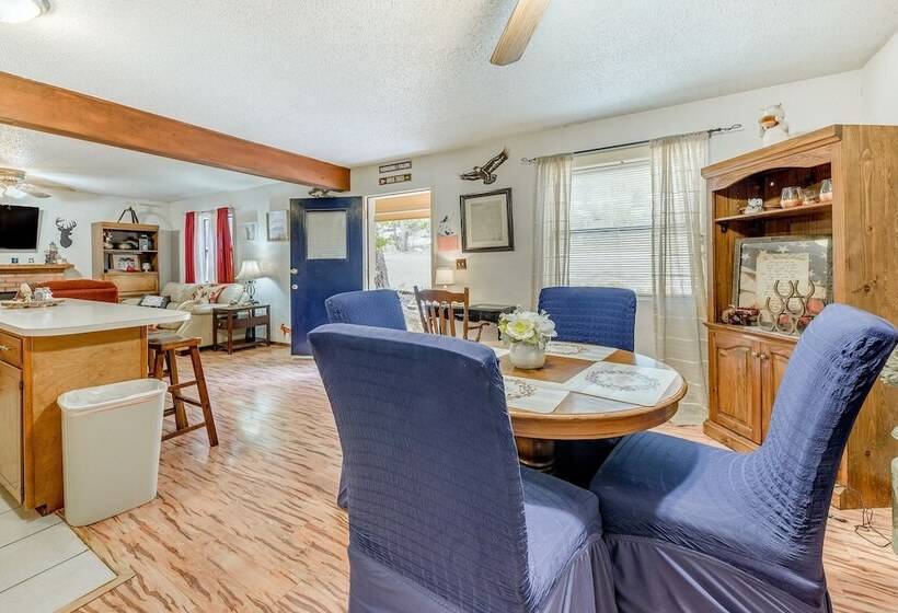 Cloudcroft Retreat W/ Hot Tub, Grill, & Deck!