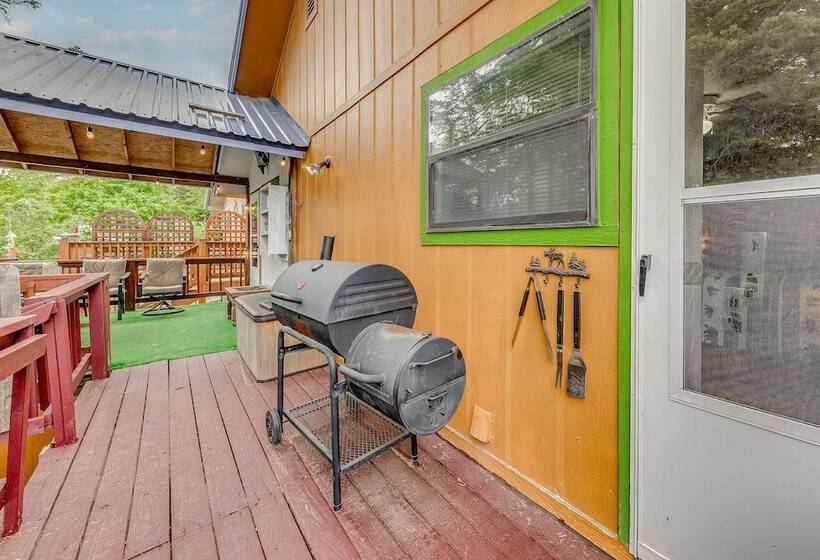 Cloudcroft Retreat W/ Hot Tub, Grill, & Deck!