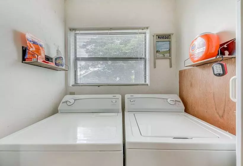 Cloudcroft Retreat W/ Hot Tub, Grill, & Deck!