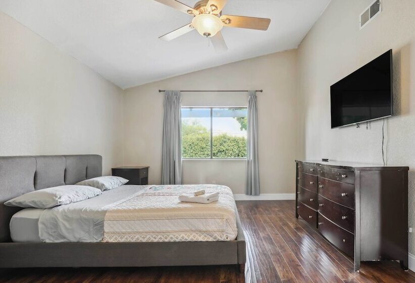 Charming Elk Grove Home 15 Mi To Sacramento!