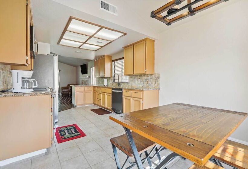 Charming Elk Grove Home 15 Mi To Sacramento!