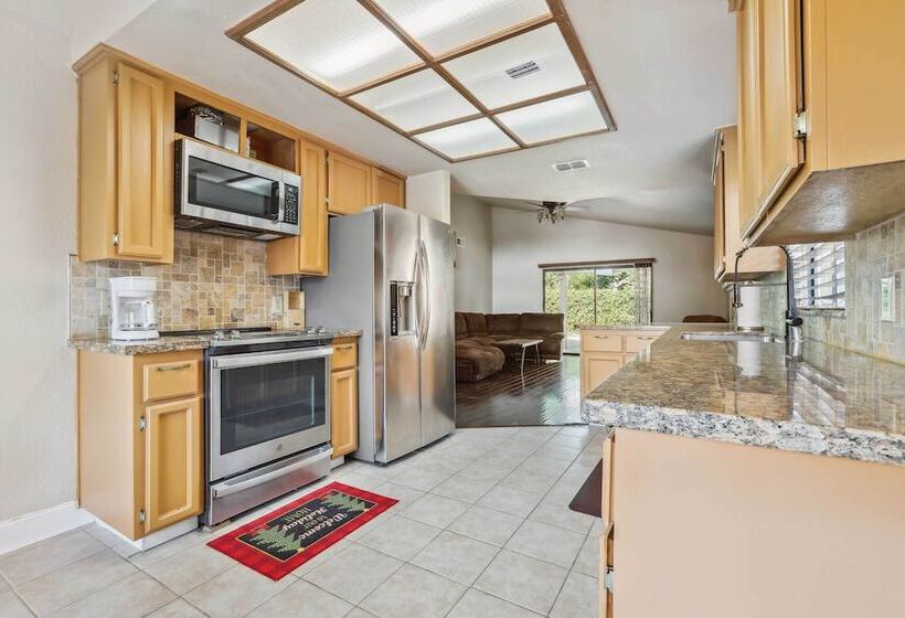 Charming Elk Grove Home 15 Mi To Sacramento!