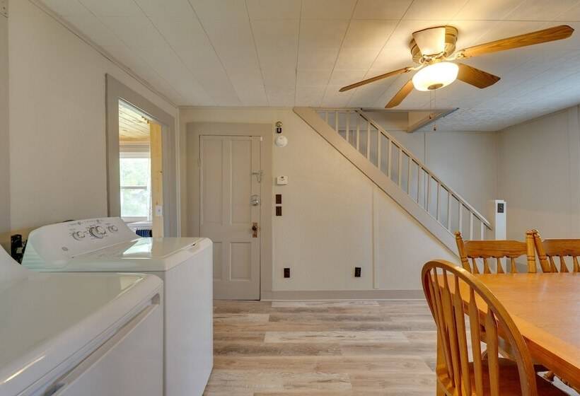 Charming Emporium Home Near Hiking Trails!