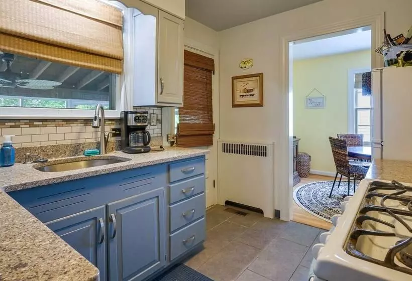 Cumberland Cottage W/ Screened Porch + Fire Pit!