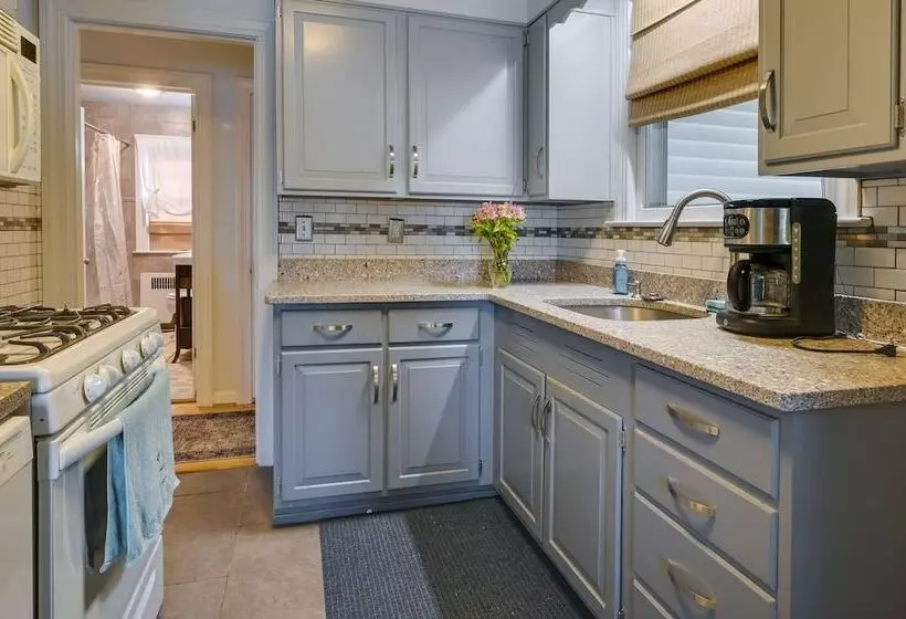 Cumberland Cottage W/ Screened Porch + Fire Pit!