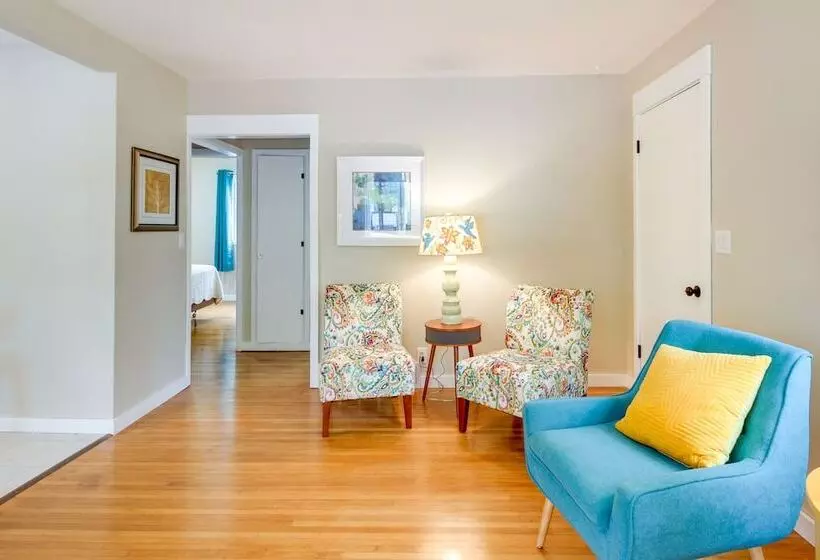 Downtown Baudette Vacation Rental: Walk To Dining!