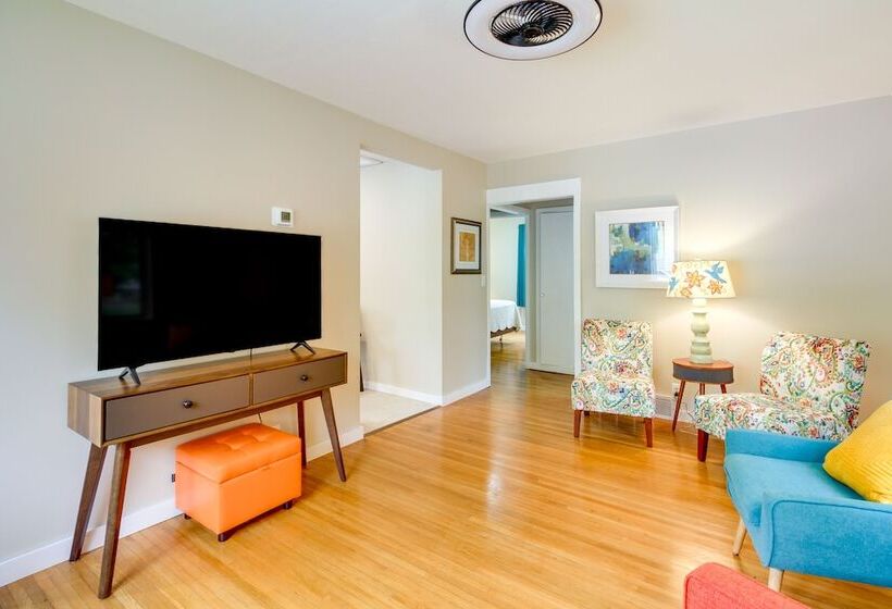 Downtown Baudette Vacation Rental: Walk To Dining!