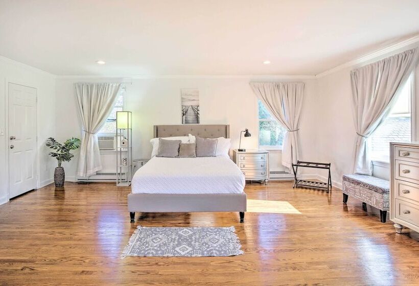 Elegant Connecticut Home: Fireplaces, Pet Friendly