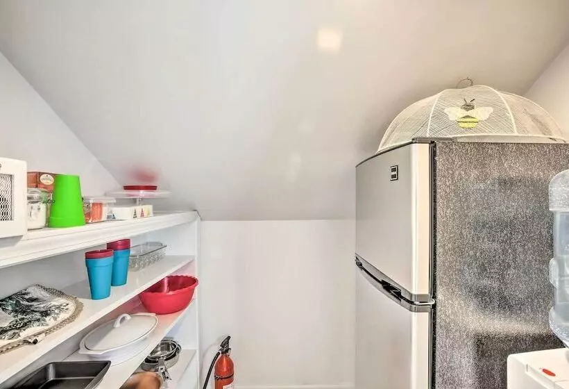 Elegant Connecticut Home: Fireplaces, Pet Friendly