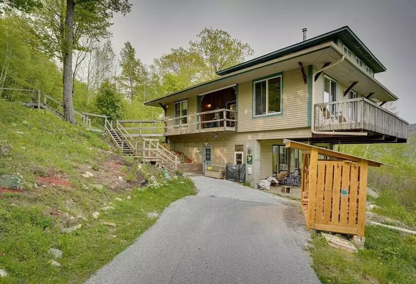 Enchanting Dorset Mountain Home W/ Stunning Views!