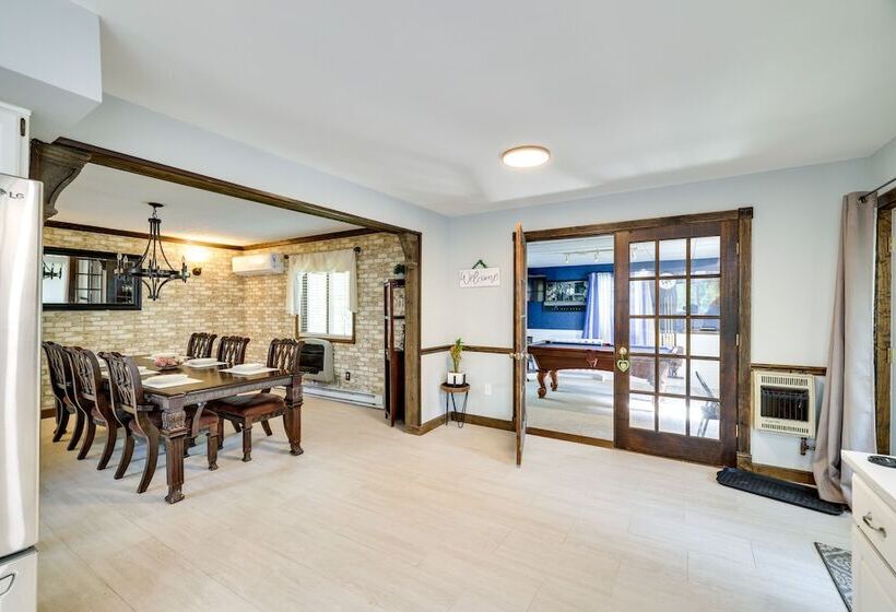 Exciting Tobyhanna Home Near Kalahari Water Park!