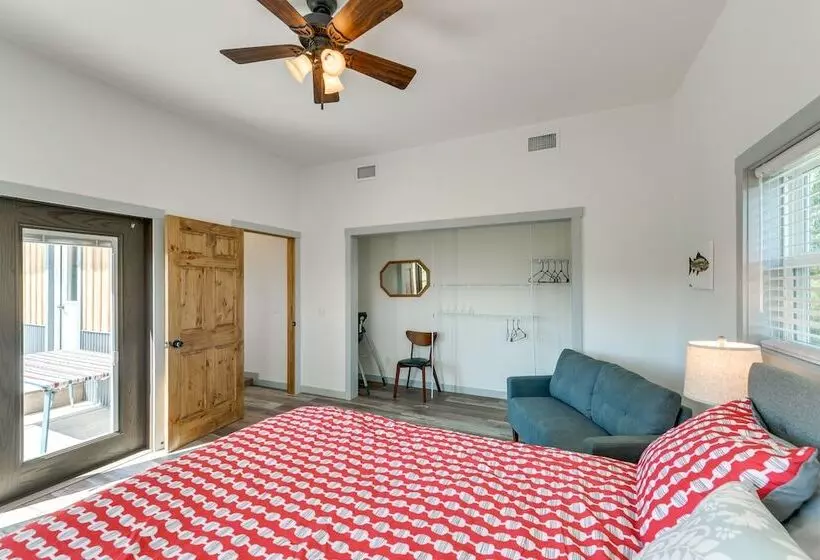 Family Friendly Lander Home Rental: Yard, Patio!