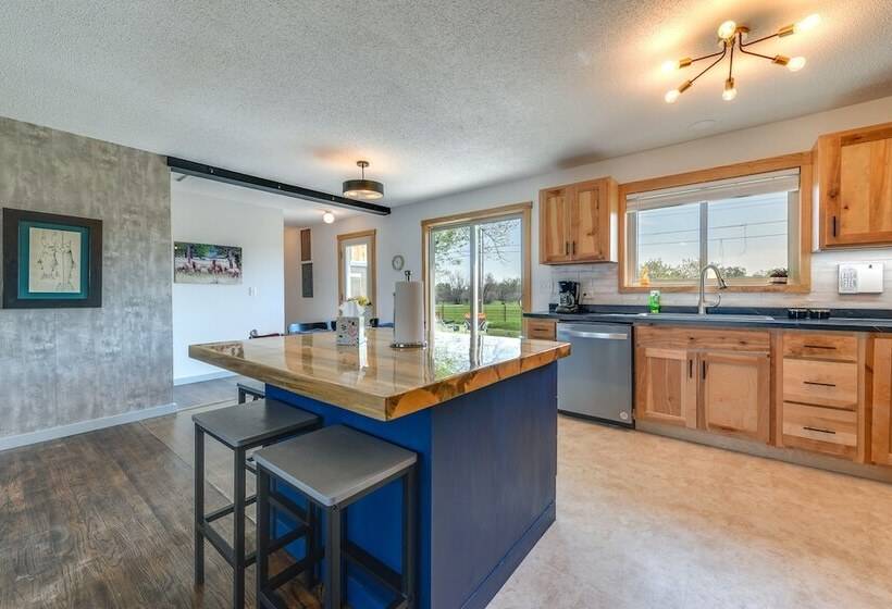 Family Friendly Lander Home Rental: Yard, Patio!