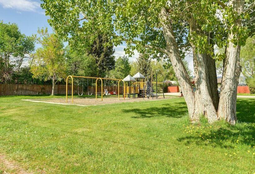 Family Friendly Lander Home Rental: Yard, Patio!