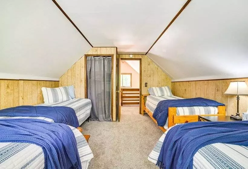 Family Roscommon Home   3 Mi To Higgins Lake