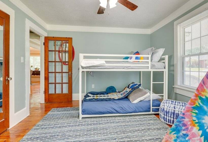 Historic Arab Home: 12 Mi To Guntersville Lake!