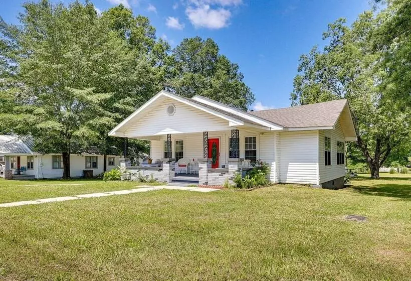 Historic Arab Home: 12 Mi To Guntersville Lake!