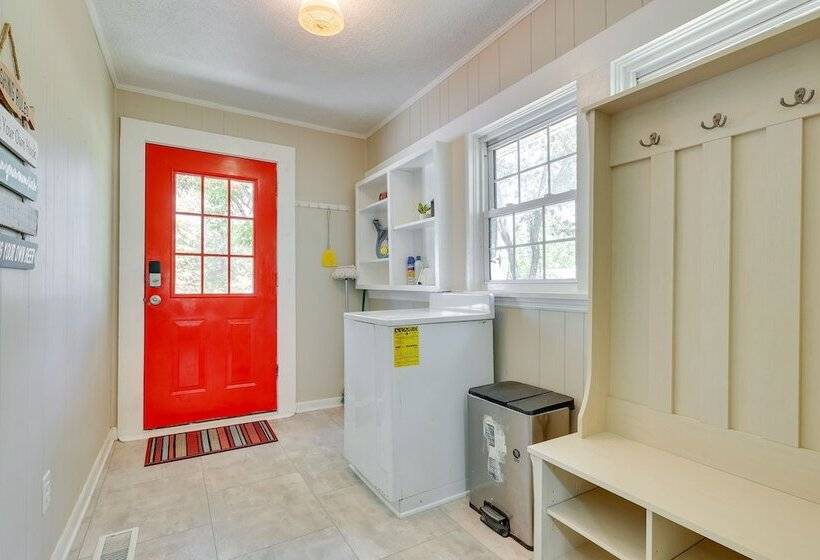 Historic Arab Home: 12 Mi To Guntersville Lake!