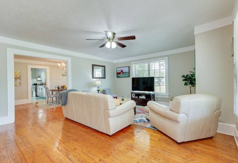 Historic Arab Home: 12 Mi To Guntersville Lake!