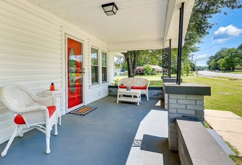 Historic Arab Home: 12 Mi To Guntersville Lake!