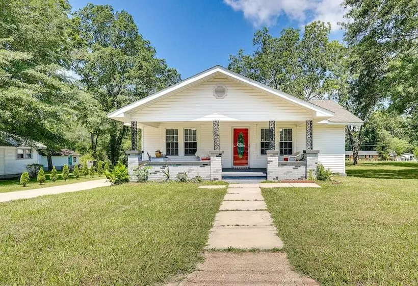 Historic Arab Home: 12 Mi To Guntersville Lake!