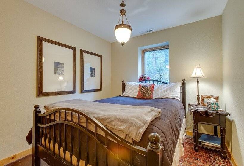 Idaho Springs Home W/ Amazing Mountain Views!