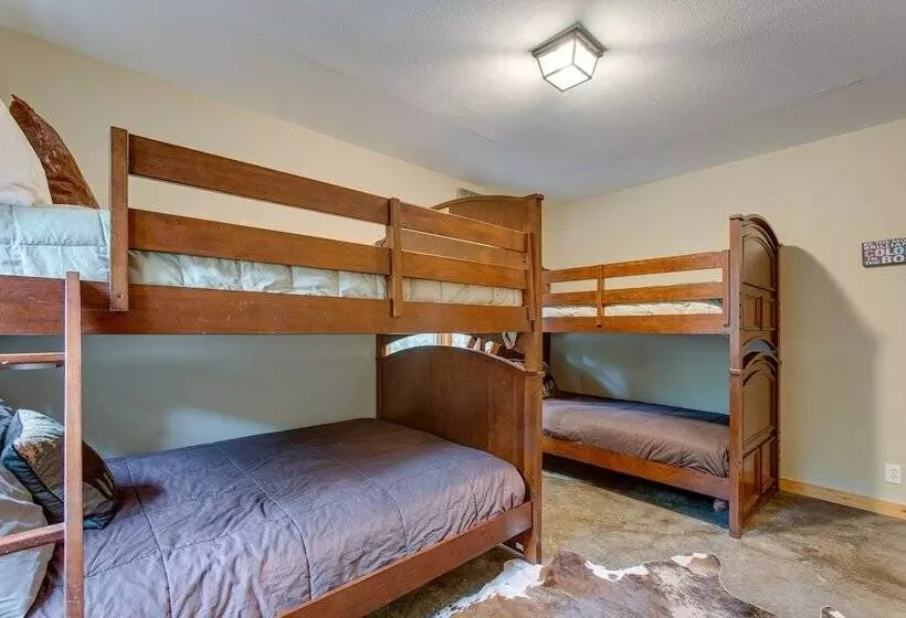 Idaho Springs Home W/ Amazing Mountain Views!