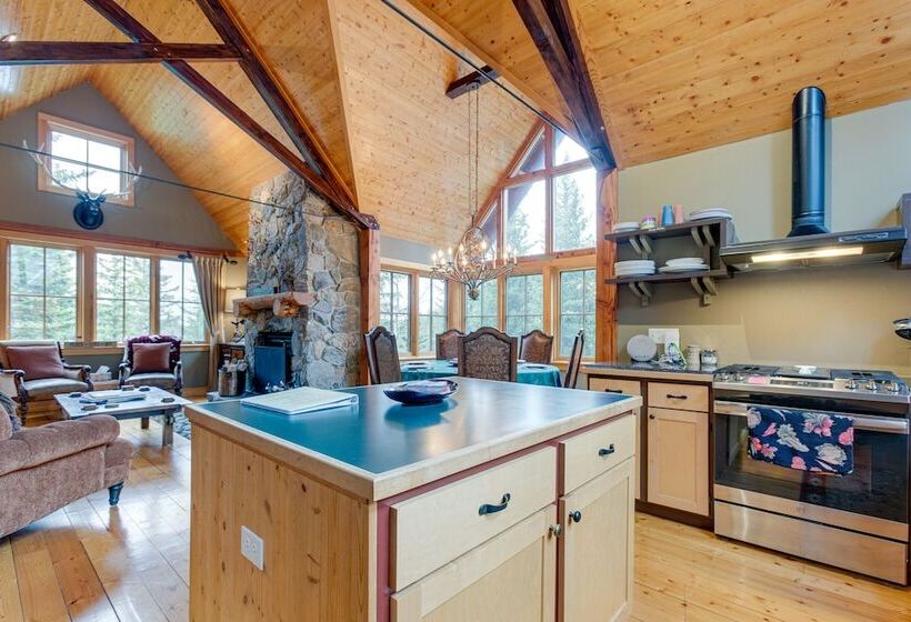 Idaho Springs Home W/ Amazing Mountain Views!