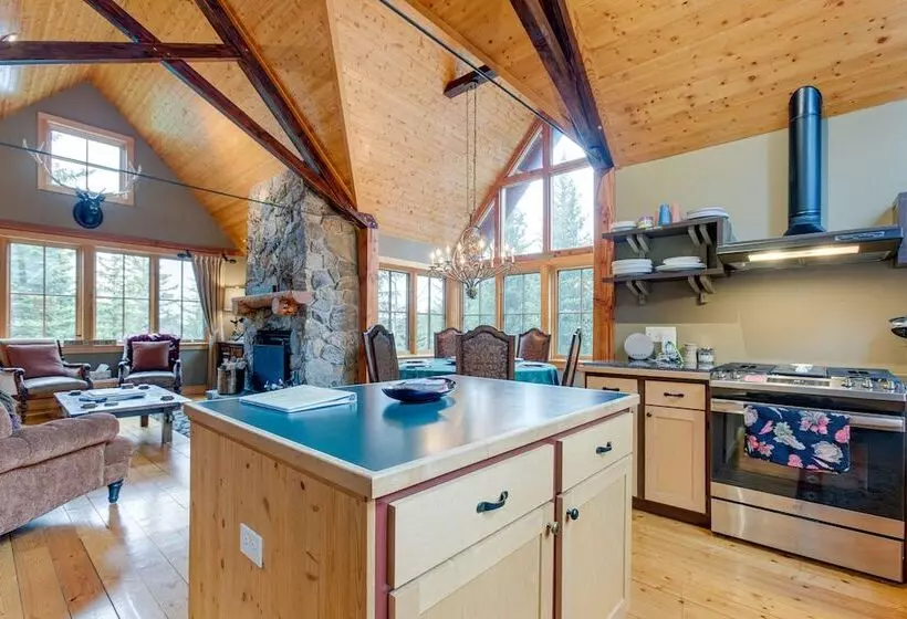 Idaho Springs Home W/ Amazing Mountain Views!