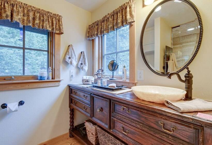 Idaho Springs Home W/ Amazing Mountain Views!