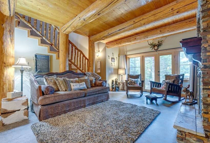 Idaho Springs Home W/ Amazing Mountain Views!
