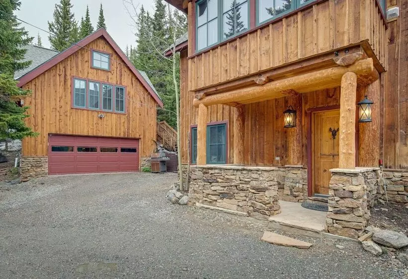Idaho Springs Home W/ Amazing Mountain Views!
