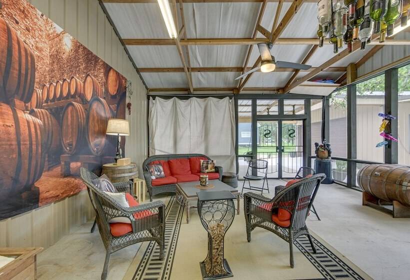 Jefferson Vacation Rental With Golf Cart!