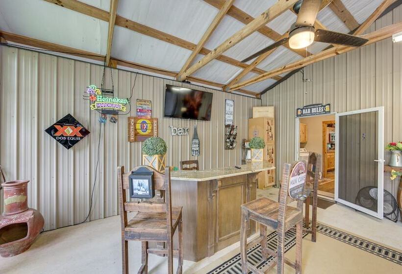 Jefferson Vacation Rental With Golf Cart!