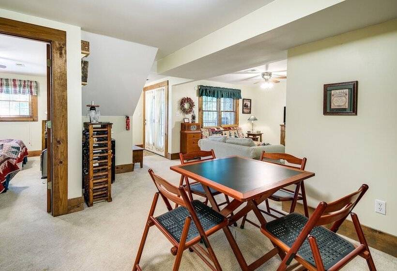 Lake Cumberland Resort Cabin W/ Community Perks!