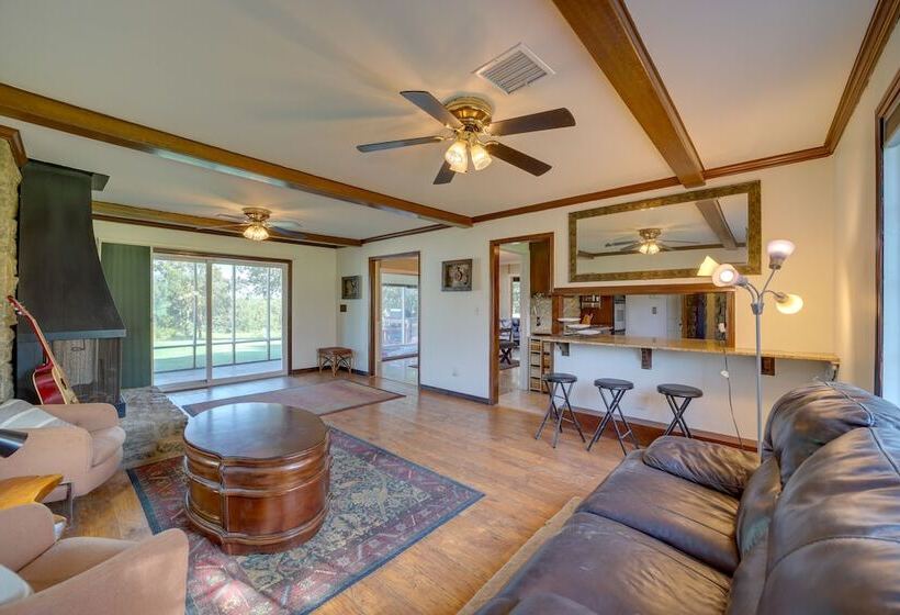 Lakefront Keystone Lake Gem: Kayaks, Deck & Grill