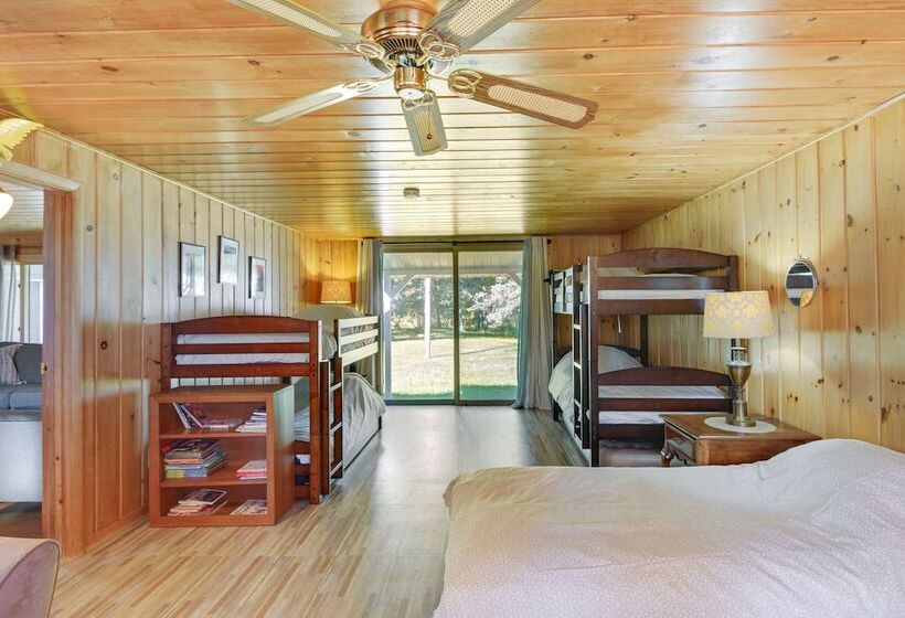 Lakefront Minnesota Escape W/ Fire Pit & Boat Dock