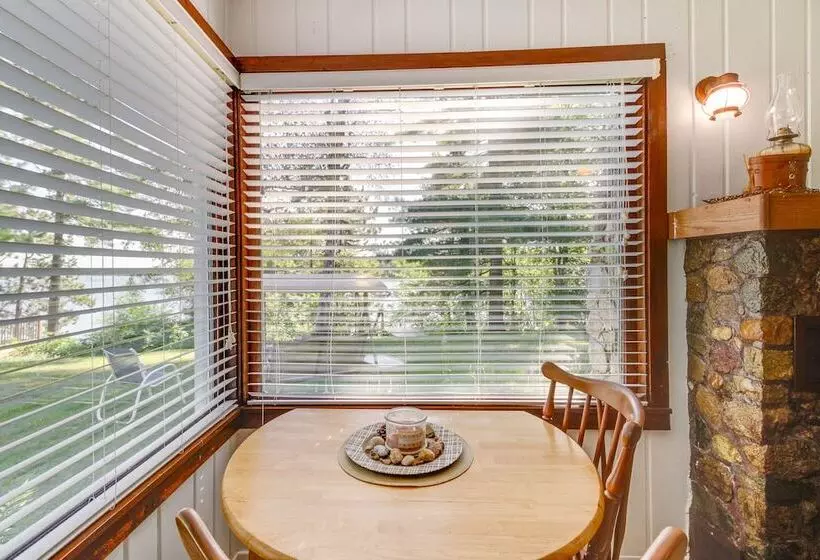 Lakefront Minnesota Escape W/ Fire Pit & Boat Dock