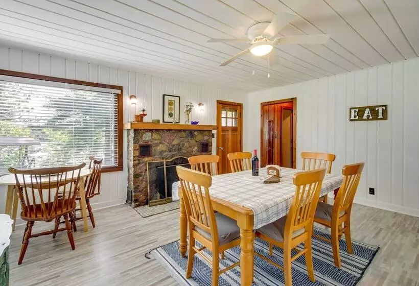 Lakefront Minnesota Escape W/ Fire Pit & Boat Dock