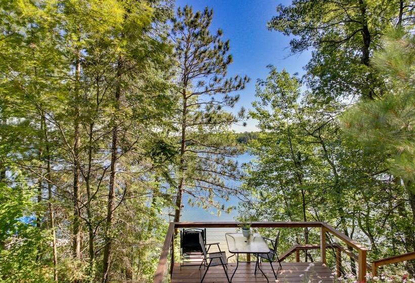 Lakefront Minnesota Escape W/ Fire Pit & Boat Dock