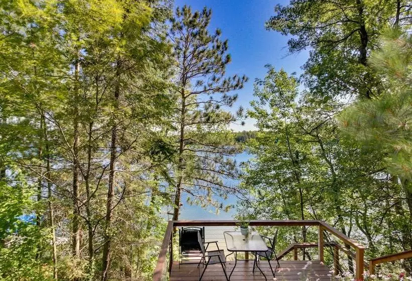 Lakefront Minnesota Escape W/ Fire Pit & Boat Dock